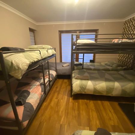Dublin Airport Big Rooms With Bathroom Outside Room - Kitchen Only 7 Days Reservation Buitenkant foto