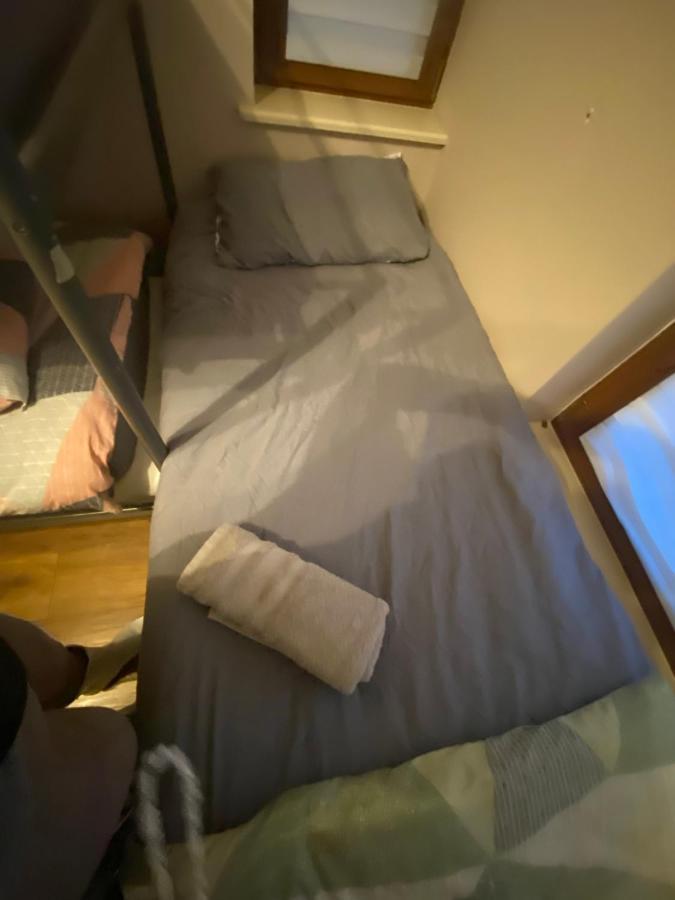 Dublin Airport Big Rooms With Bathroom Outside Room - Kitchen Only 7 Days Reservation Buitenkant foto