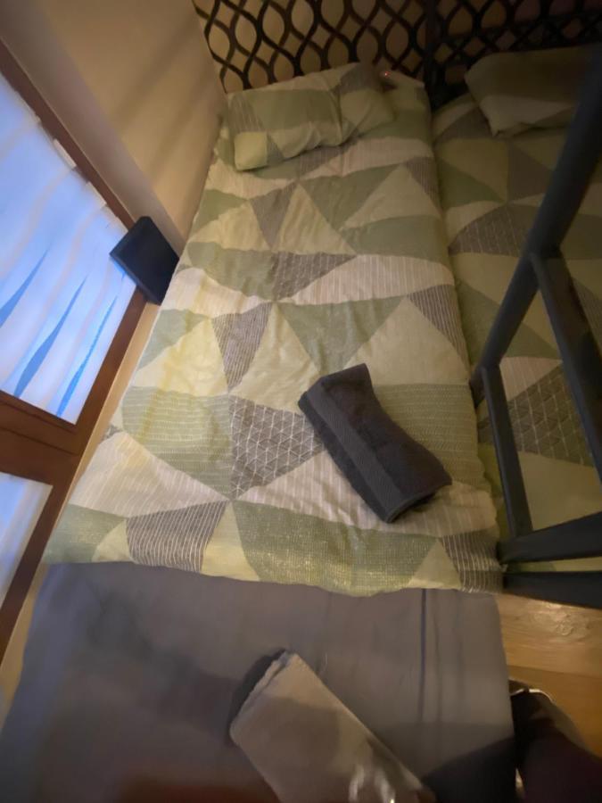 Dublin Airport Big Rooms With Bathroom Outside Room - Kitchen Only 7 Days Reservation Buitenkant foto