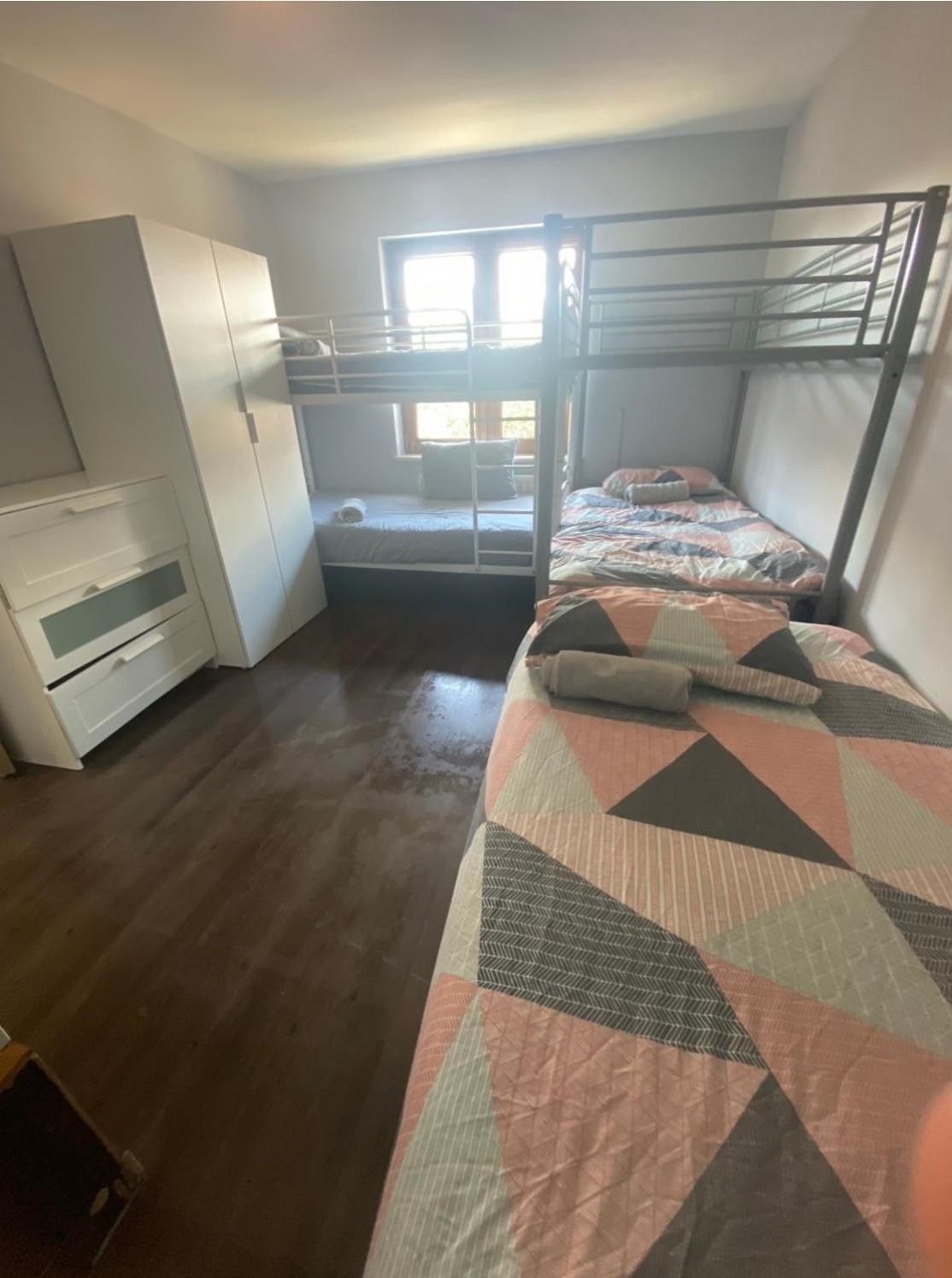 Dublin Airport Big Rooms With Bathroom Outside Room - Kitchen Only 7 Days Reservation Buitenkant foto